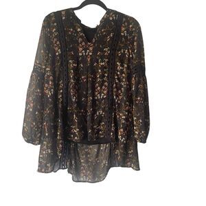 Blu Pepper Small Black Floral Metallic Cottage Peasant High Low Tunic Blouse